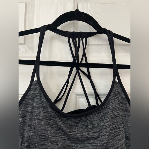 Lululemon Workout Tank Top with Built-in bra - Picture 5 of 15